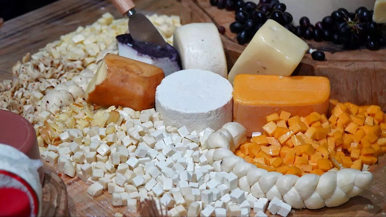PRODUÇÃO BAIANA ][ Bahia celebra o Dia do Queijo e recorde na avicultura